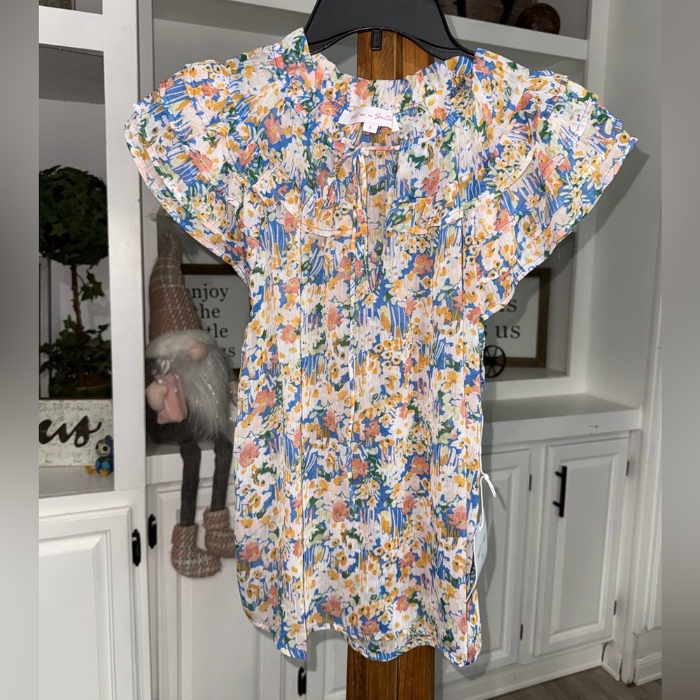 🔆NWT Meet Me In Santorini Floral Women's Top